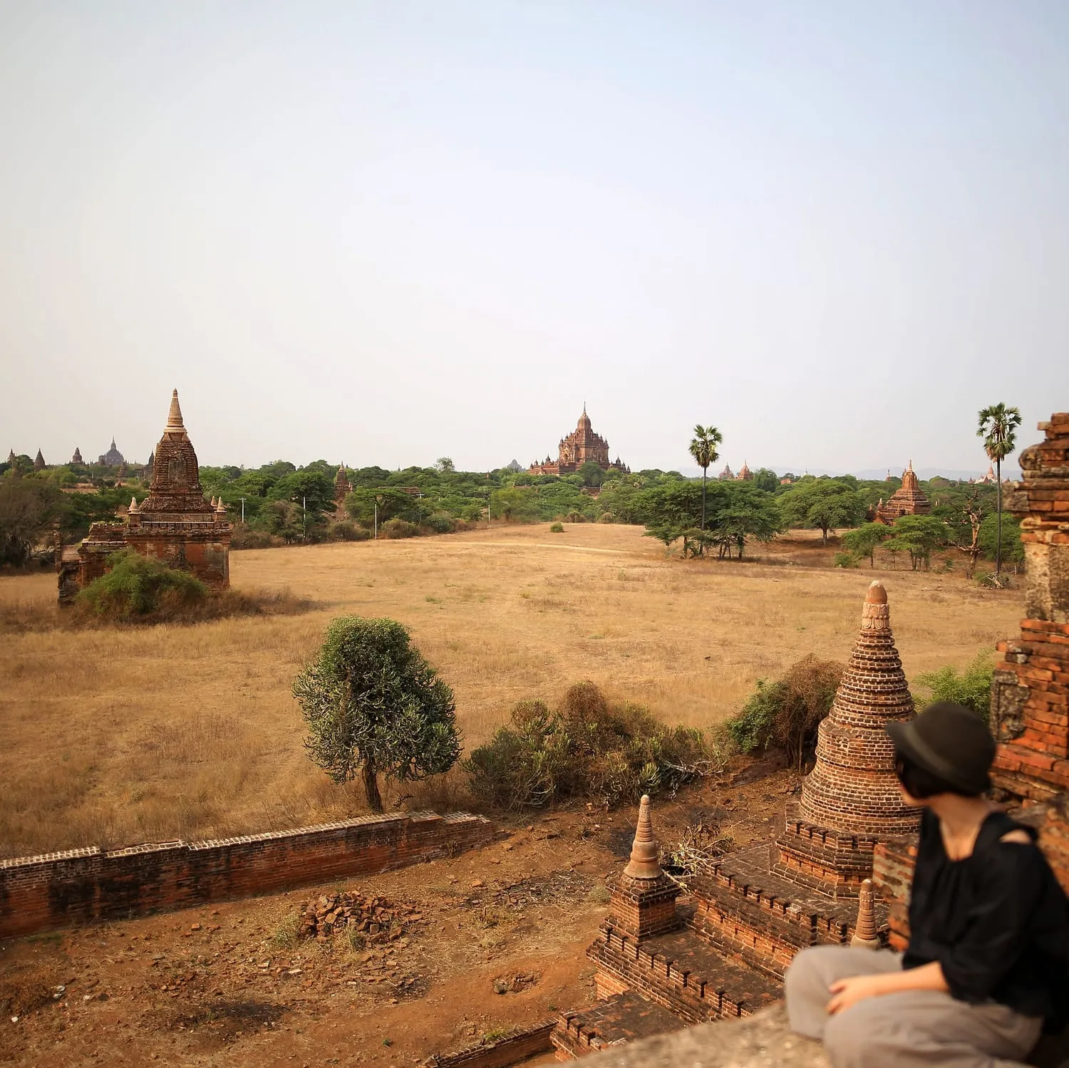 Những đền tháp cổ trên đồng Bagan